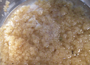Simple soil solution removes egg adhesive to enhance carp seed production